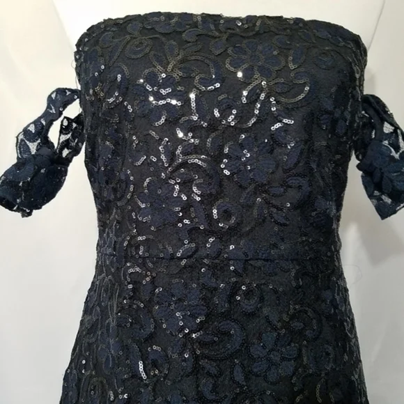 Revolve Endless Rose Sparkly Off Shoulder‎ … - Picture 2 of 8